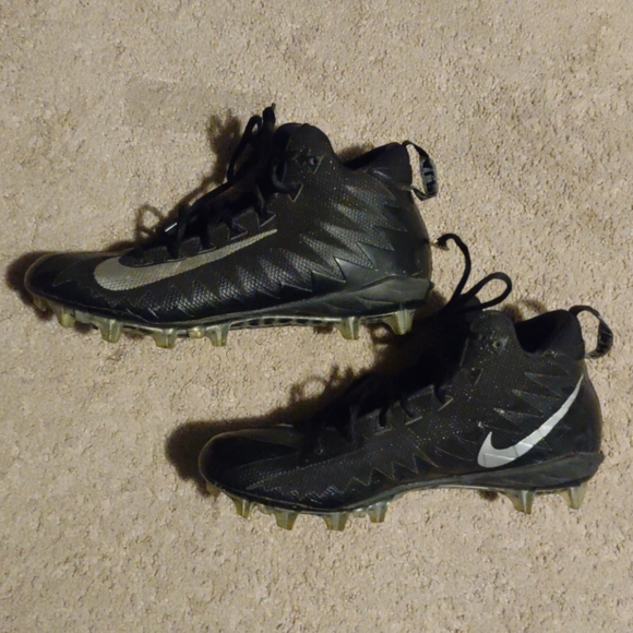 Nike "alpha menace" football cleats - Picture 3 of 6